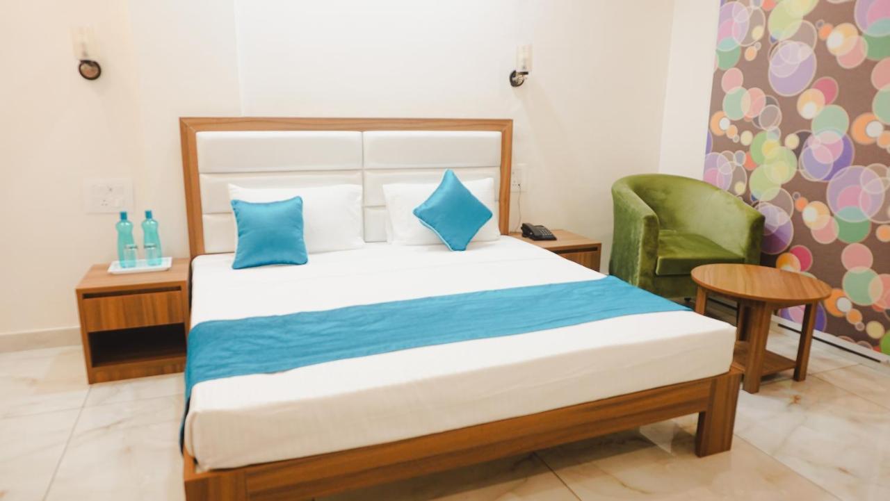 Hotel Northwind, Kharar, Mohali Eksteriør bilde